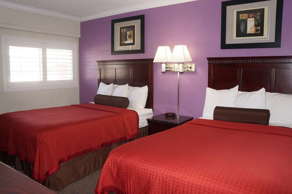 Dream Inn Fresno Room photo
